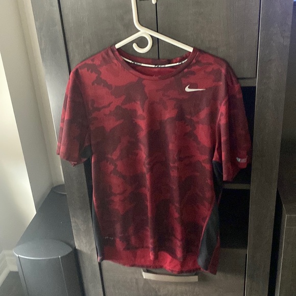 Nike running Mens t-shirt